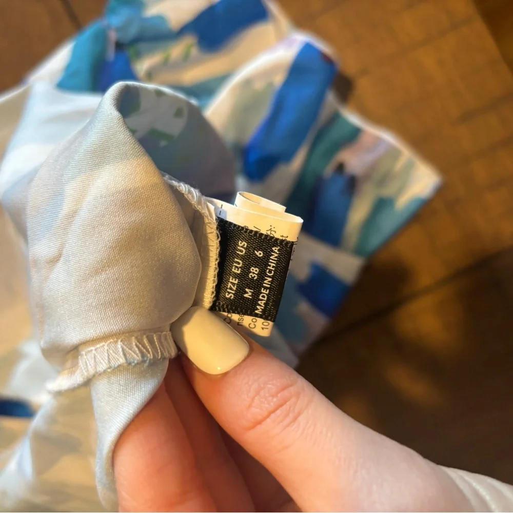 SHEIN Multicolor Abstract Ruffle Blouse - Picture 3 of 3